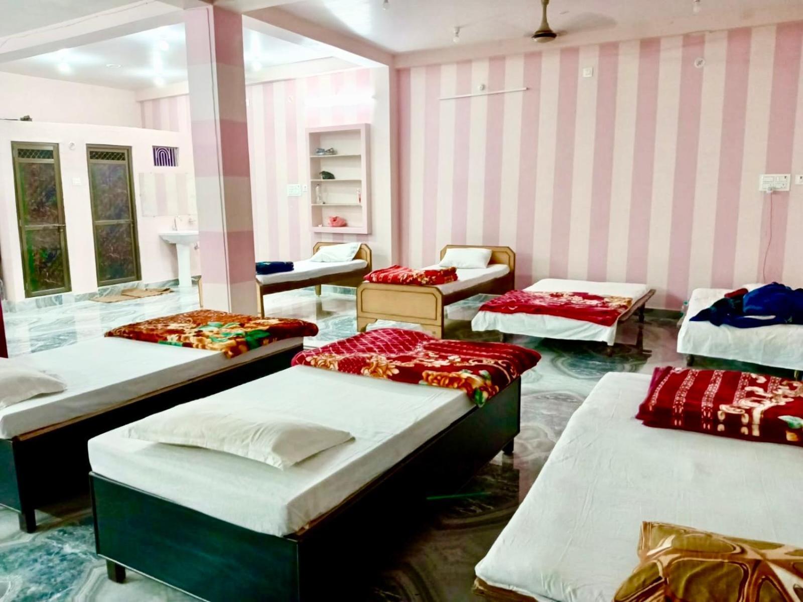 Trilok Residency - Dashashwamedh Varanasi Exterior foto